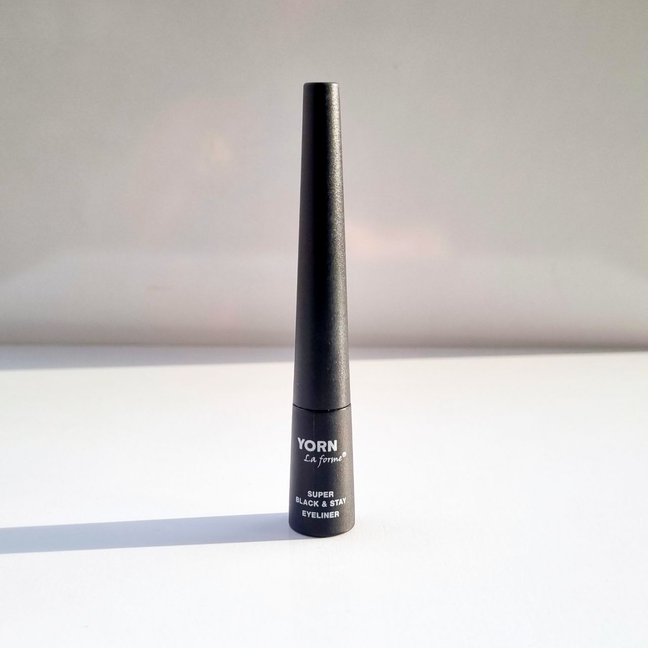 خط چشم مویی فوق مشکی یورن 2.5ml